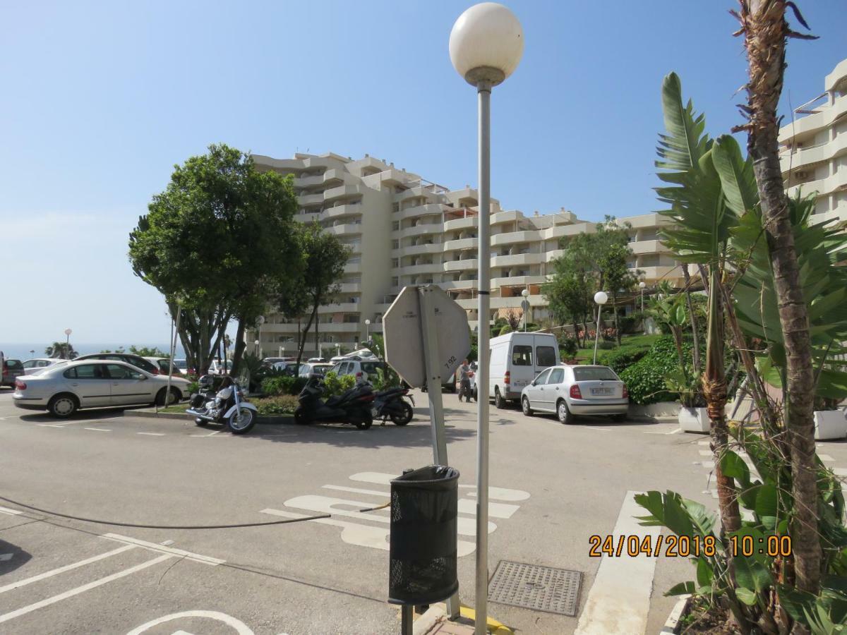 Benal Beach Apartment Беналмадена Екстериор снимка