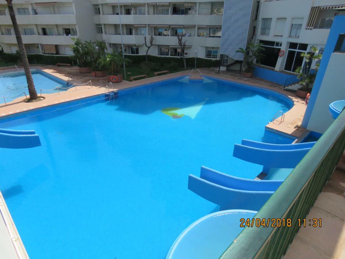 Benal Beach Apartment Беналмадена Екстериор снимка